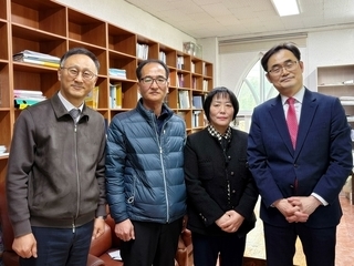 손성희, 김경숙 성도